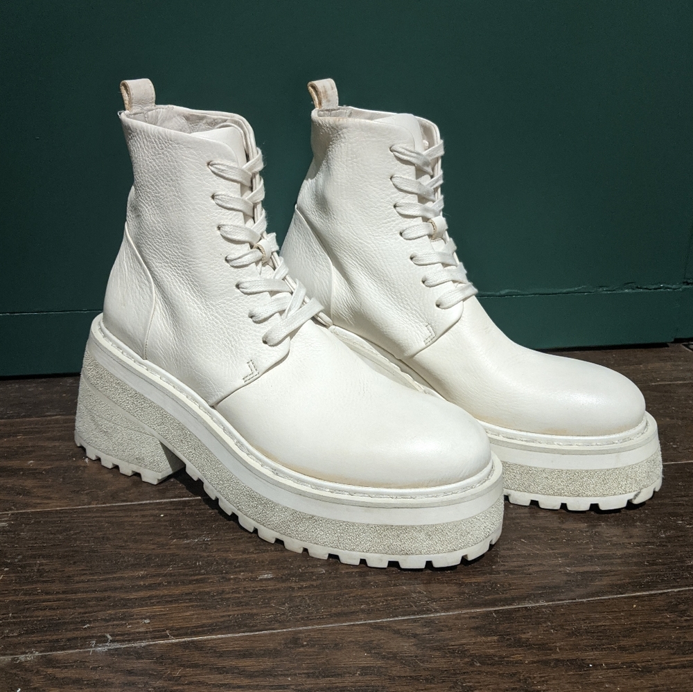 Marsell Off White Lace-Up Leather Chunky-Sole Boots / Women's Size 40.5